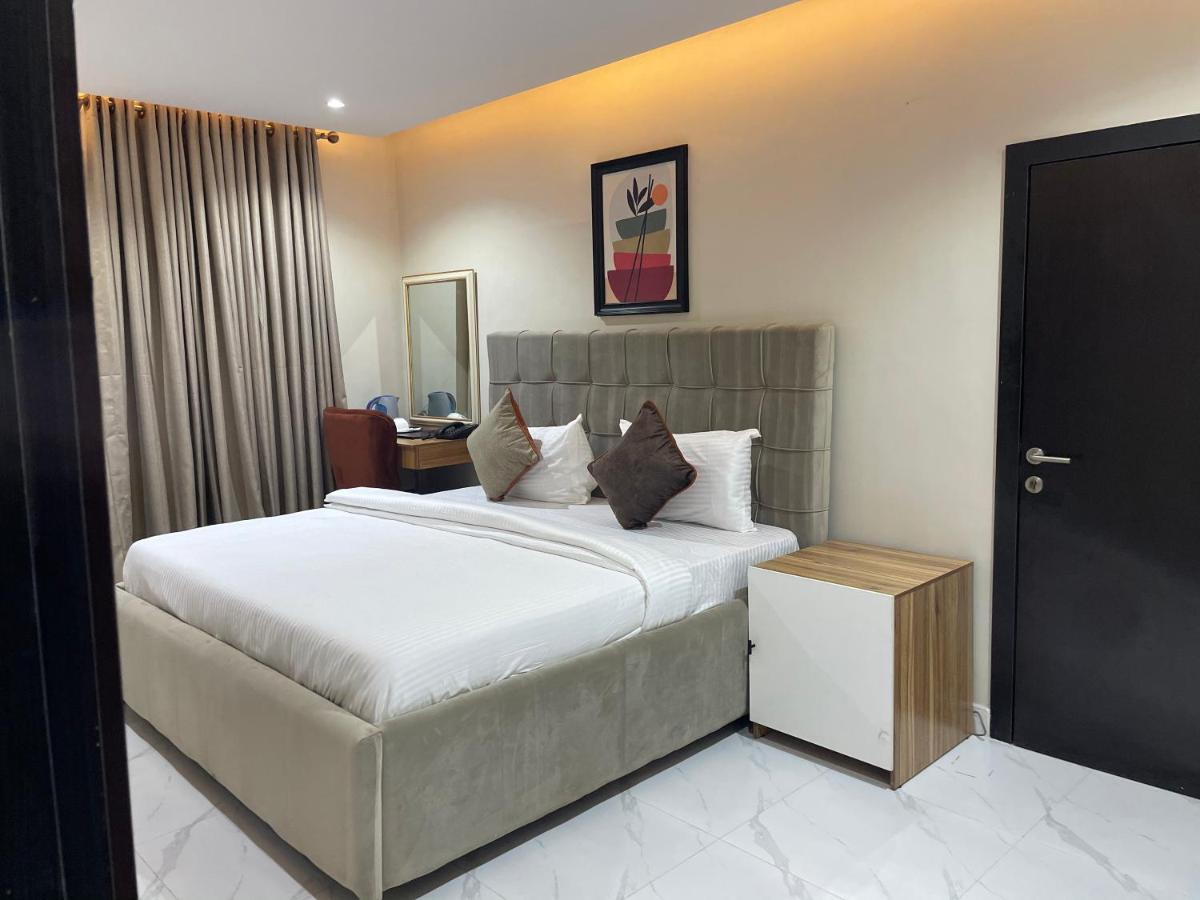 Choice Suites Signature Ikeja Exterior foto